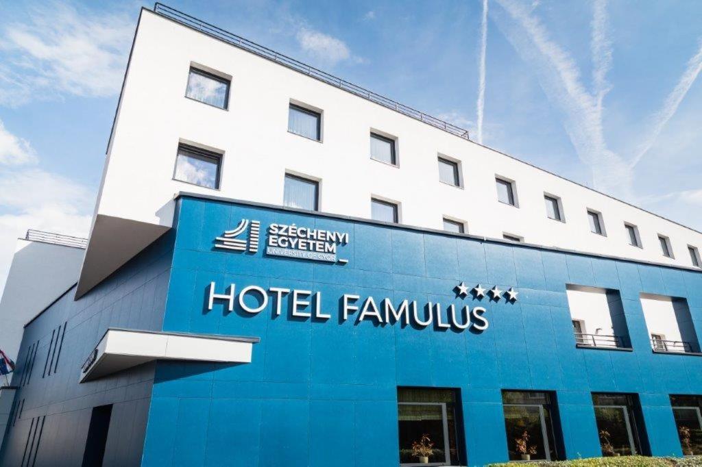 Hotel Famulus Дьєр Екстер'єр фото