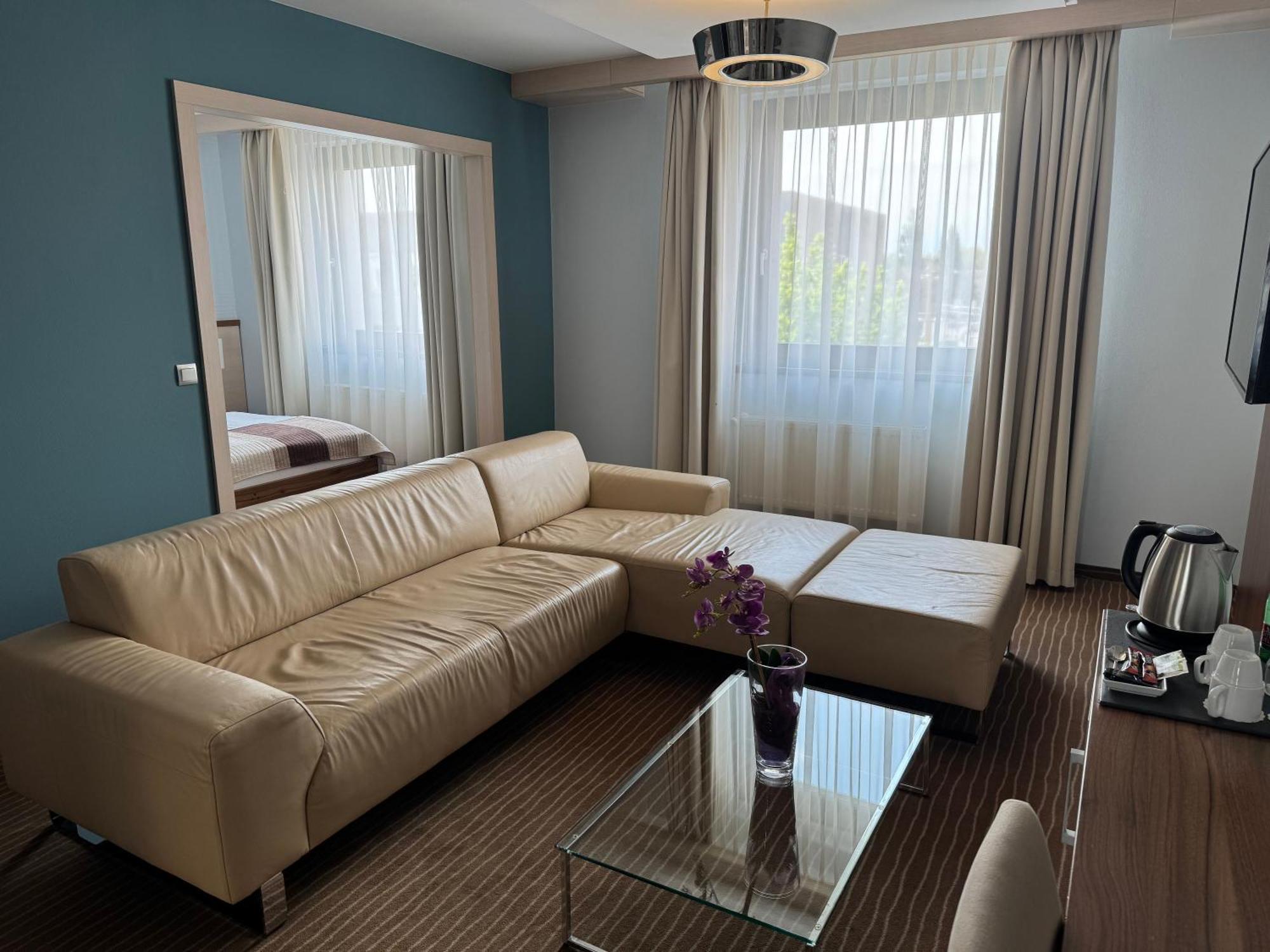 Hotel Famulus Дьєр Екстер'єр фото